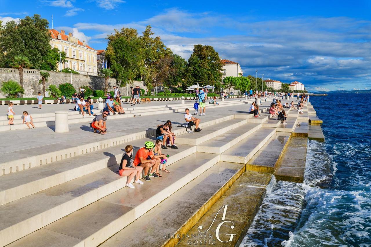 Holiday Apartment Zadar - With Summer Balcony And Parking Exterior photo
